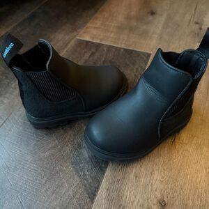 Native Kids Black Chelsea Boots